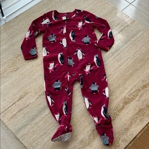 NEW 🆕 Carter’s Penguin Print Kids One Piece Pajama Fleece 3T without tags